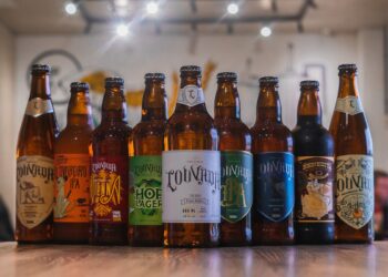 Cervejaria Louvada chega em Goiânia com mais de 20 rótulos