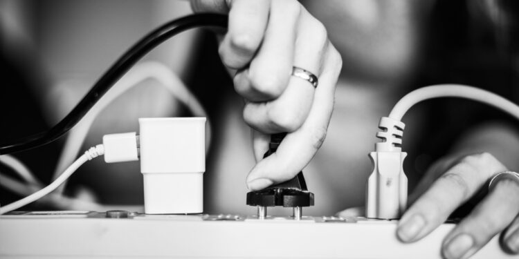 Governo premiará consumidor que reduzir gastos com energia; saiba como economizar