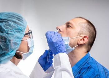 Laboratórios privados já realizaram 8,4 milhões de exames para diagnóstico da COVID-19 em 2021