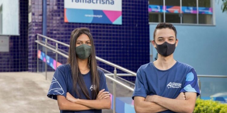 Pandemia prejudica mais de 237 mil jovens aprendizes