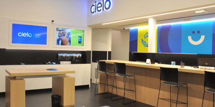 Cielo abre inscrições para seu programa de Trainee PcD