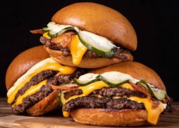 Hamburgueria carioca Bob Beef inaugura primeira unidade em Brasília