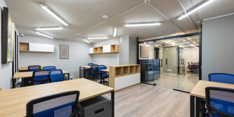 Recomendações básicas para cadeiras e assentos no local de trabalho