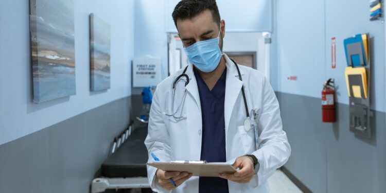 Ahpaceg e Sindhoesg alertam: PL 2564/2020 ameaça a sobrevivência de hospitais