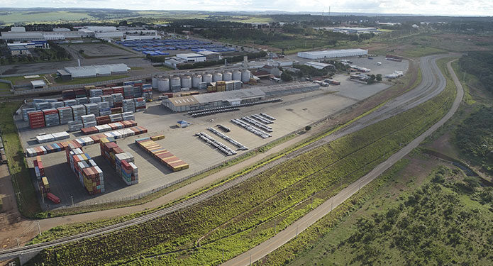 Porto Seco Centro-Oeste começa operar carga marítima no porto de Belém (PA)