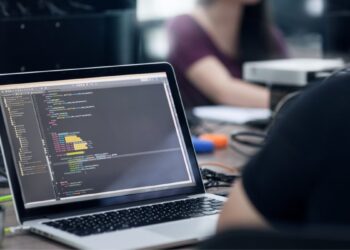 Sicredi anuncia mais de 200 vagas em TI para profissionais de todo o País