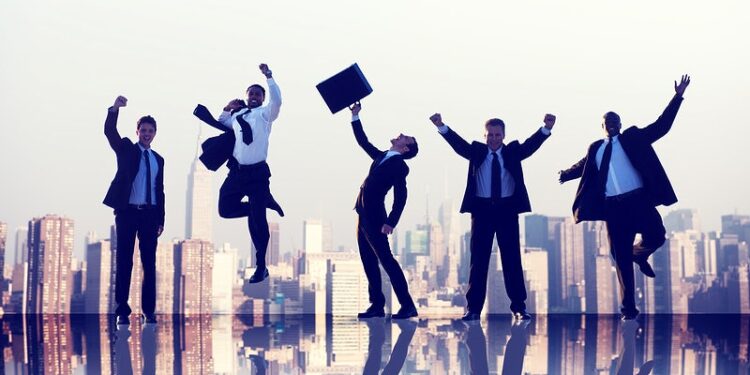 CEOs do Brasil e do mundo estão otimistas para 2022