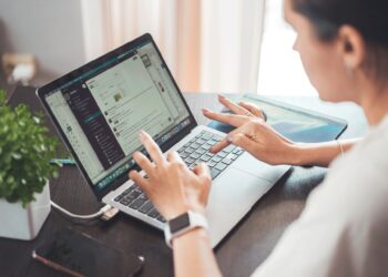 Fortics abre vagas de trabalho home office para diversas áreas