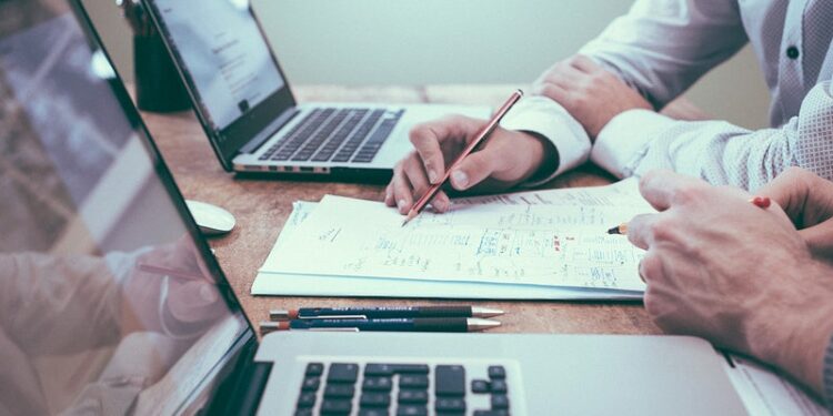 Mais de 75 mil empresas abrem no Mato Grosso em 2021; GO registrou 33 mil