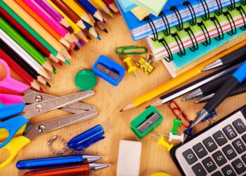 Saiba como economizar na compra do material escolar