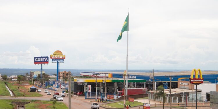 Valparaíso (GO) cresce e atrai empresas e empreendimentos