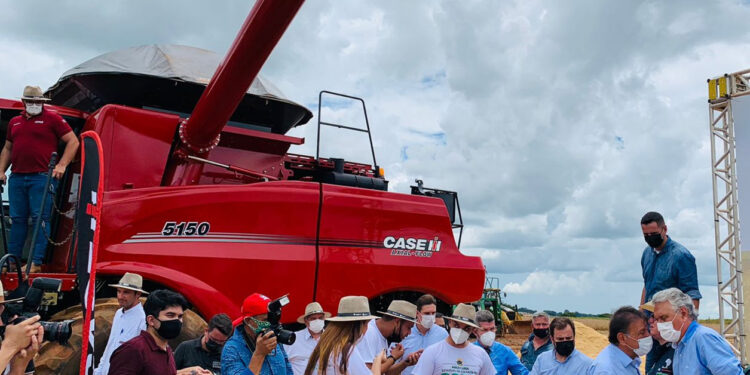 Abertura de colheita em Goiás destaca importância de Catalão no agronegócio nacional
