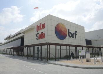 Indústria brasileira BRF encontra soluções para produzir no deserto