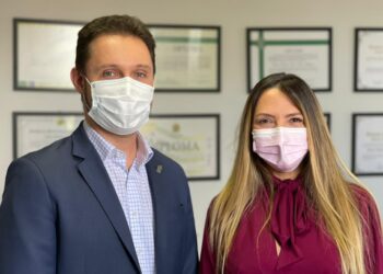 Sicoob UniCentro Br visita Tatiana Lemos na Secretaria Municipal de Políticas para Mulheres de Goiânia