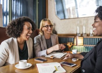 35% dos consórcios de serviços são contratados por mulheres