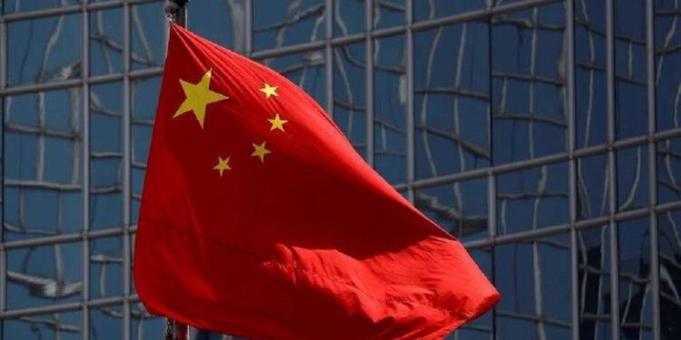 China suspende importação de carne de frango de unidade da BRF em MT