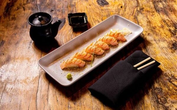 Restaurante Vasto abre versão pop-up em novo rooftop de Brasília