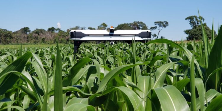 Solinftec lança o 1º robô brasileiro para monitoramento integral da lavoura