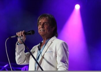 Roberto Carlos volta a Goiânia com show em 17 de setembro