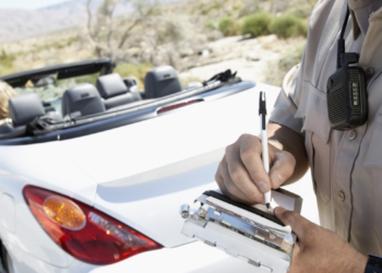 Motorista que não cometer infração por 12 meses terá descontos em tarifas e impostos