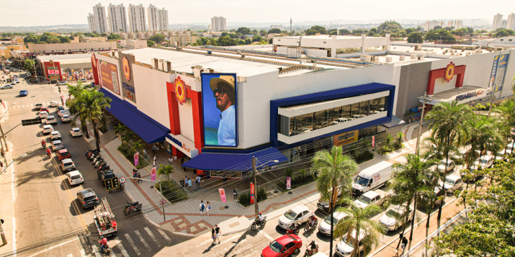 Com fluxo intenso, Mega Moda Park deve atrair ainda mais compradores e excursões nas férias