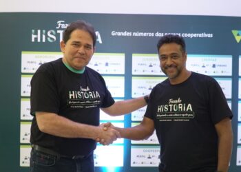 Duas Centrais do Sicoob protagonizam a maior união sistêmica do País