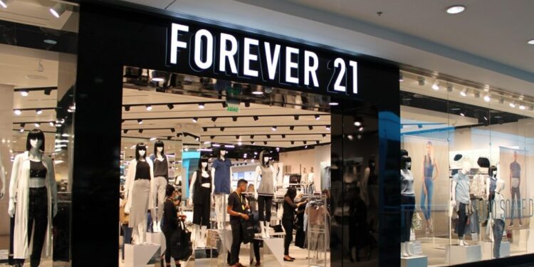 Forever 21 deve fechar todas as lojas no Brasil até domingo (19)