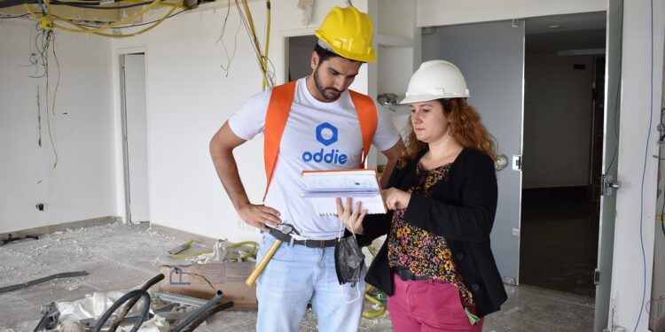 Plataforma Oddie, que conecta clientes e prestadores de serviço, chega aos goianos