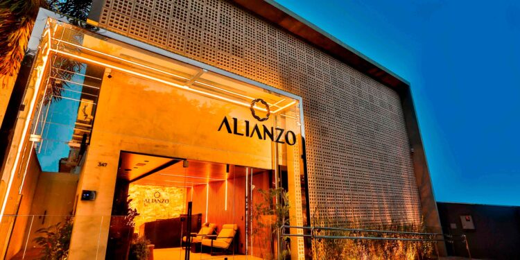 Alianzo incorpora Ápice e expande atuação no Centro-Oeste