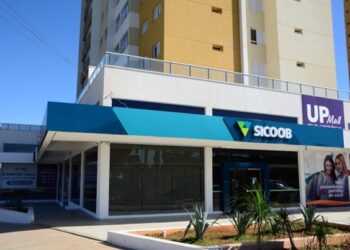 Cooperativismo financeiro aquece o mercado de trabalho com ampliação de agências e geração de emprego