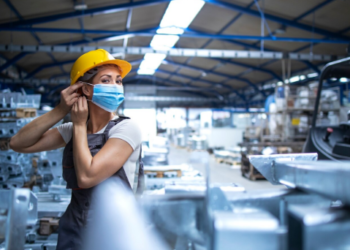 Dificuldade de acesso a insumos afeta 22 entre 25 setores da indústria