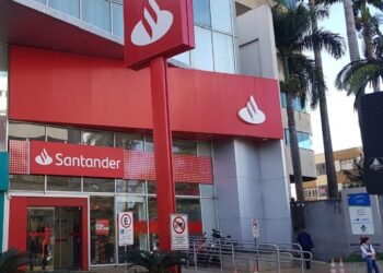 Santander reforma agências de Goiás para atender expansão da base de clientes