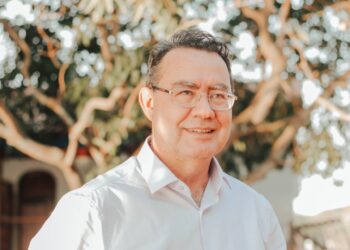 Augusto Cury lança Programa Gestão da Emoção – “Mentes saudáveis & Lares felizes” no stand da FGR Incorporações