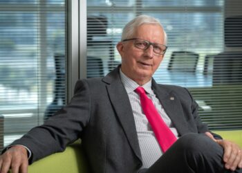 Foco no equilíbrio entre social e econômico