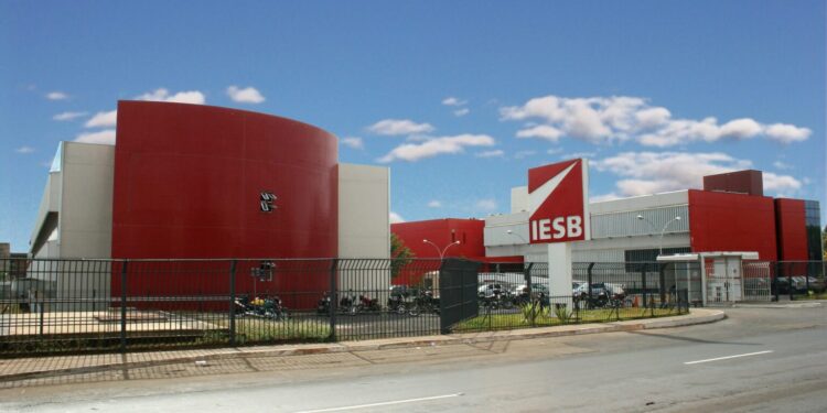 Iesb lança primeira pós-graduação do Brasil totalmente no Metaverso