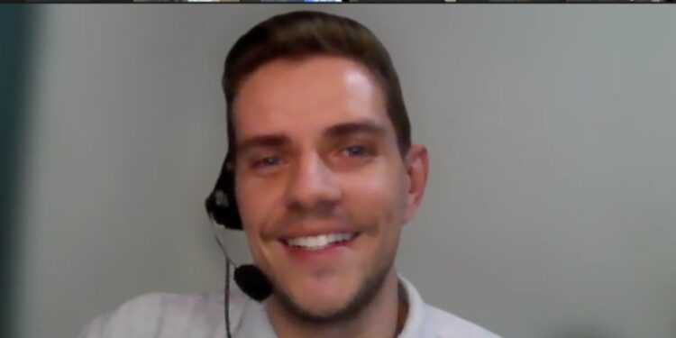 Presidentes e diretores das cooperativas da Central Sicoob Uni participam de curso de media training