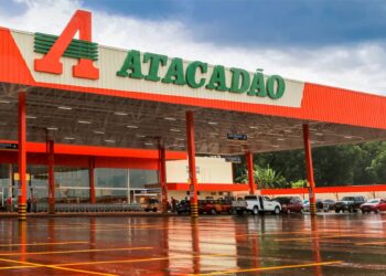 Carrefour transforma unidades Maxxi em Atacadão
