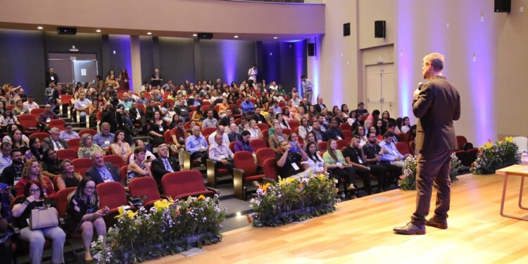 XV Convenção de Contabilidade de Goiás do CRCGO debate sobre malhas fiscais, inovações e inteligência emocional