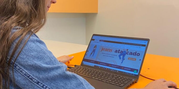 Com foco no atacadista, plataforma de e-commerce do Grupo Mega Moda muda para formato time-to-market