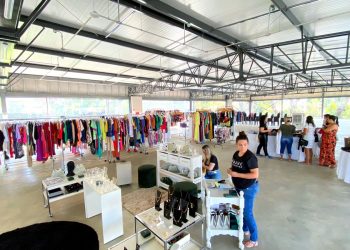 Bazar multimarcas garante economia de até 75% para compras de Natal e Ano Novo