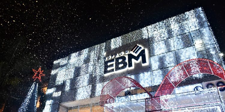 Alameda Ricardo Paranhos recebe Natal Encantado da EBM 