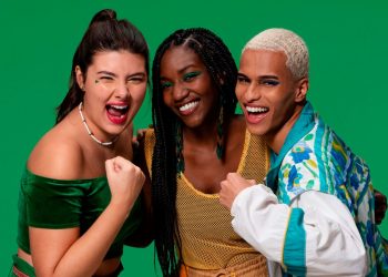 Quem Disse, Berenice? e Guaraná Antarctica se juntam para torcer pelo Brasil com coleção inspirada nas cores do país