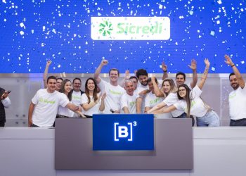 Sicredi amplia portfólio de investimentos com lançamento da oferta de Renda Variável