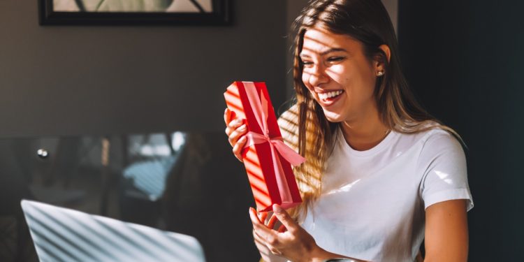 5 produtos tech para presentear no Natal por até R$ 500