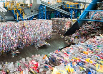 Planalto Indústria participa de lançamento do “Panorama dos Resíduos Sólidos no Brasil”