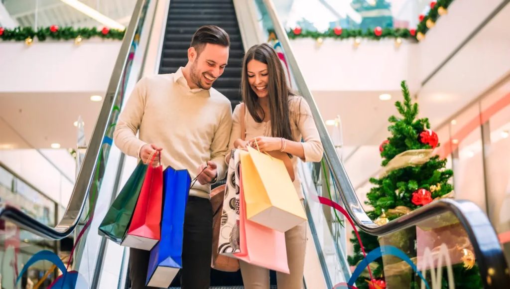 Vendas de Natal devem movimentar cerca de R$ 5 bi em shoppings