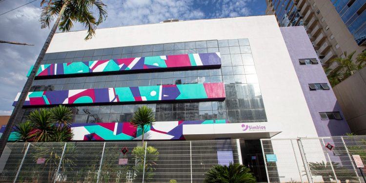 Colégio Simbios oferece 100 bolsas de estudo para alunos do 5º ano do Ensino Fundamental a 3ª série do Ensino Médio