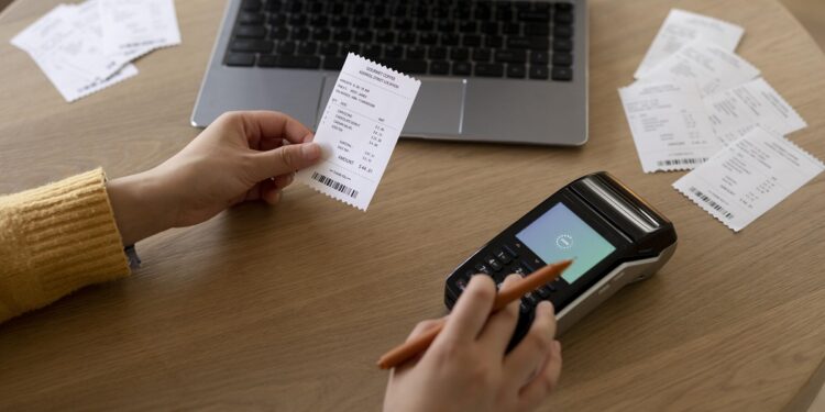 MEI: por que a mudança na emissão de nota fiscal eletrônica irá simplificar a jornada desses profissionais?