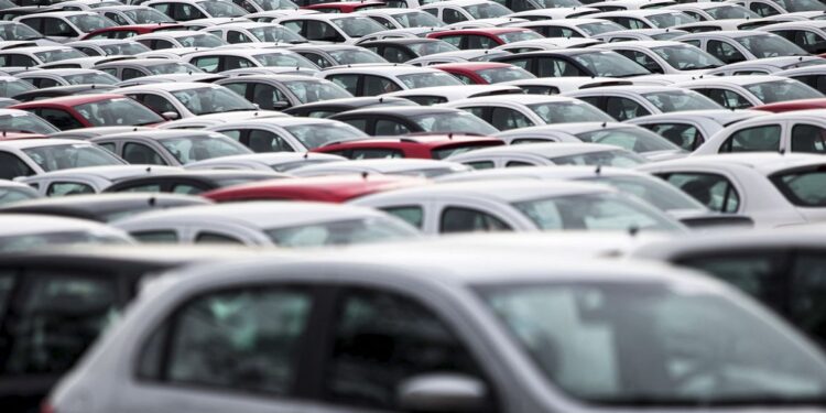 Produção de veículos aumenta 5,4% em 2022, diz Anfavea