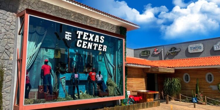 Texas Center celebra 10 anos